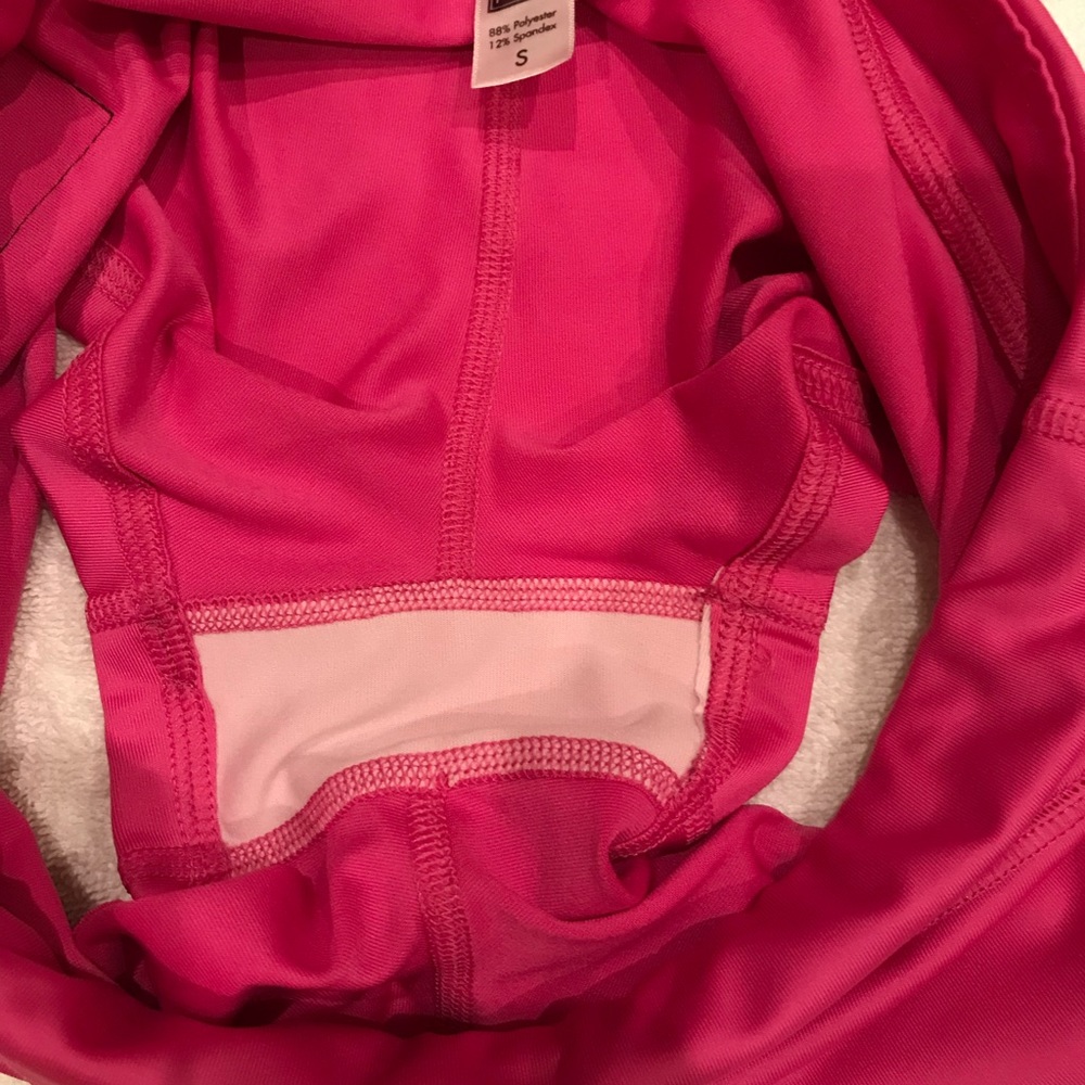 Fleo Shorts - image 2